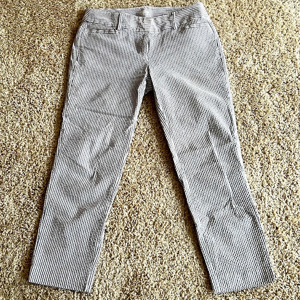 [Ann Taylor Loft] Seersucker Ankle Pants